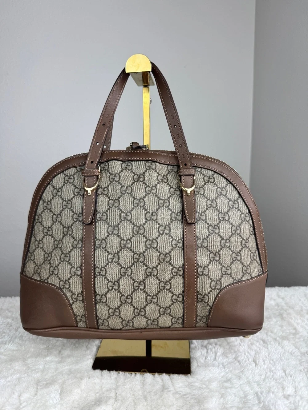 Gucci alma BB Brown GG Supreme Dome Satchel